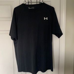 Under Armour Men’s XL Black T-shirt
